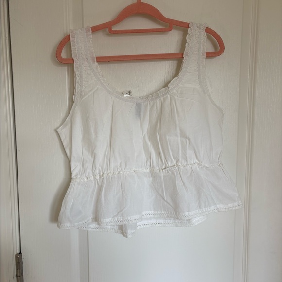 Divided White Ruffled Blouse - Picture 2 of 5